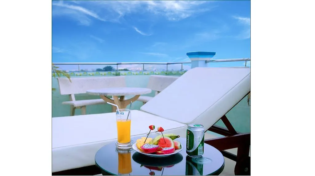 Four Seasons House 호텔 나트랑 2*,  베트남